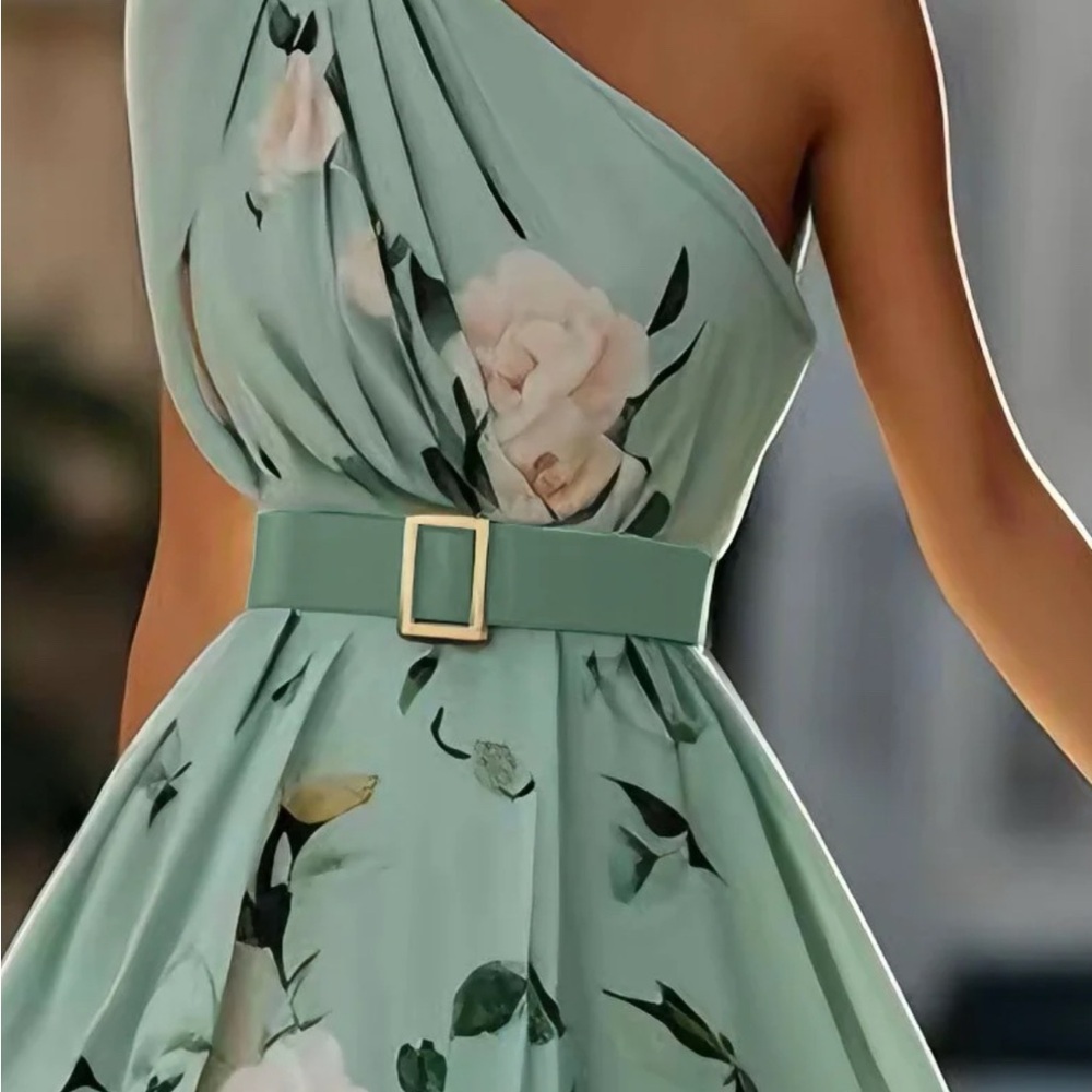 Floral One-Shoulder Dress in Green